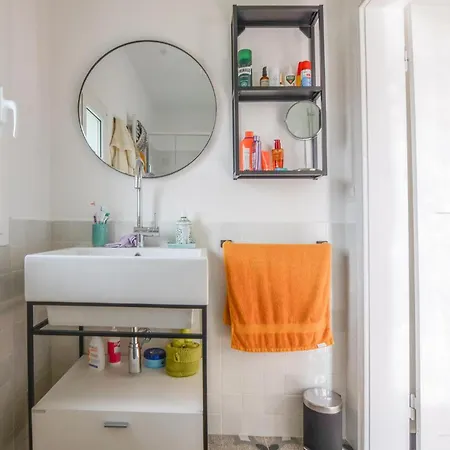 3 Bedroom Amazing In Zoagli