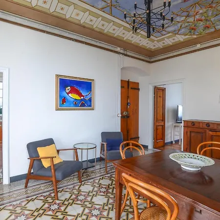3 Bedroom Amazing In Apartment Zoagli